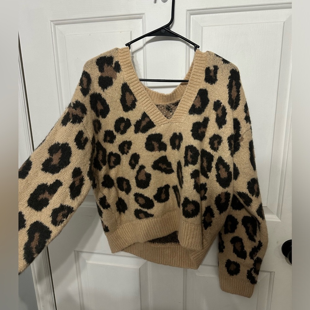 Women’s PINK sweater